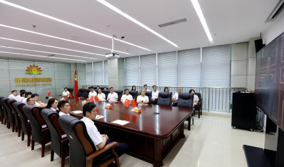 济南利豪娱乐集团党员干部职工观看庆祝中国共产党成立100周年大会